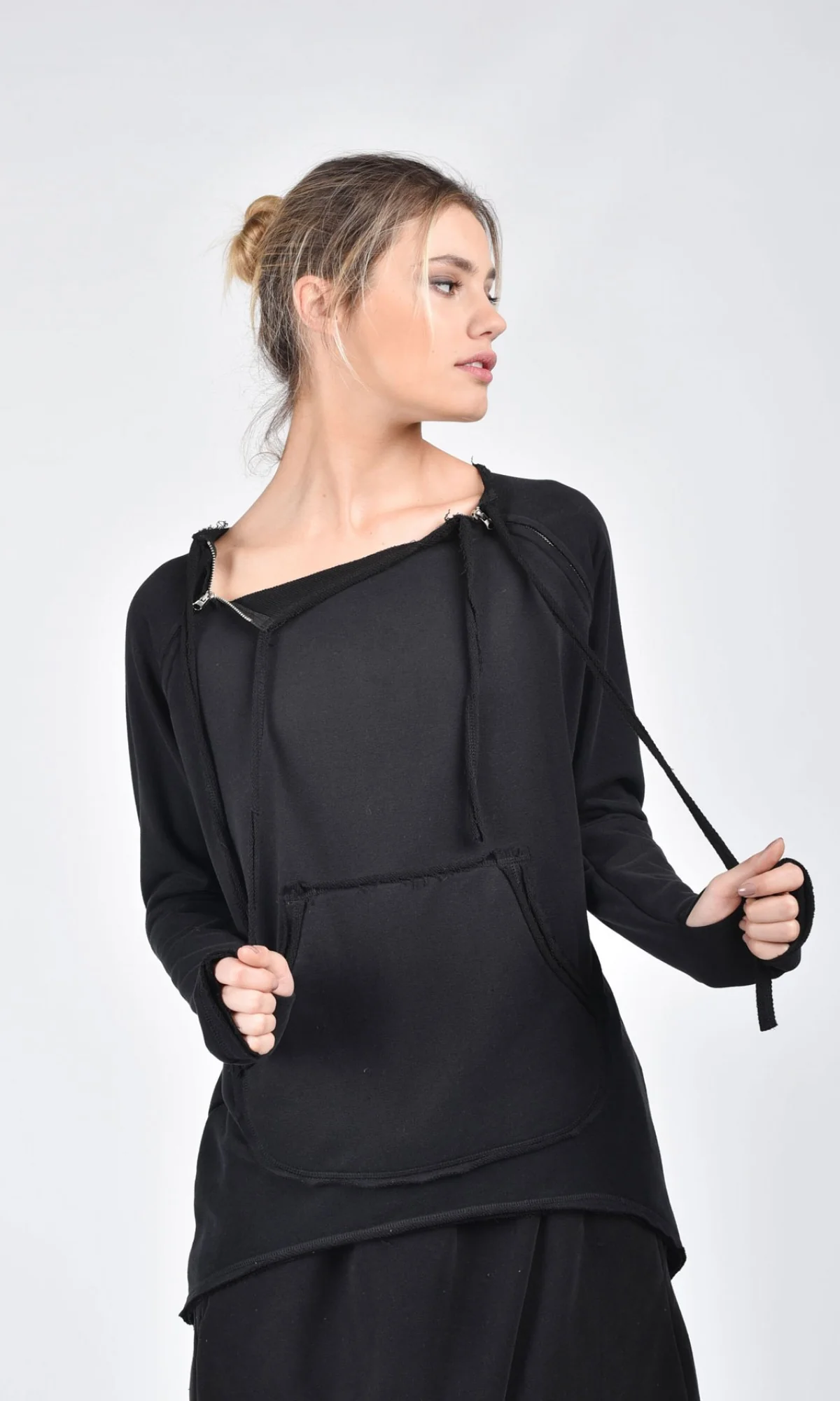 Arm Zipper Sweatshirt - Image 4
