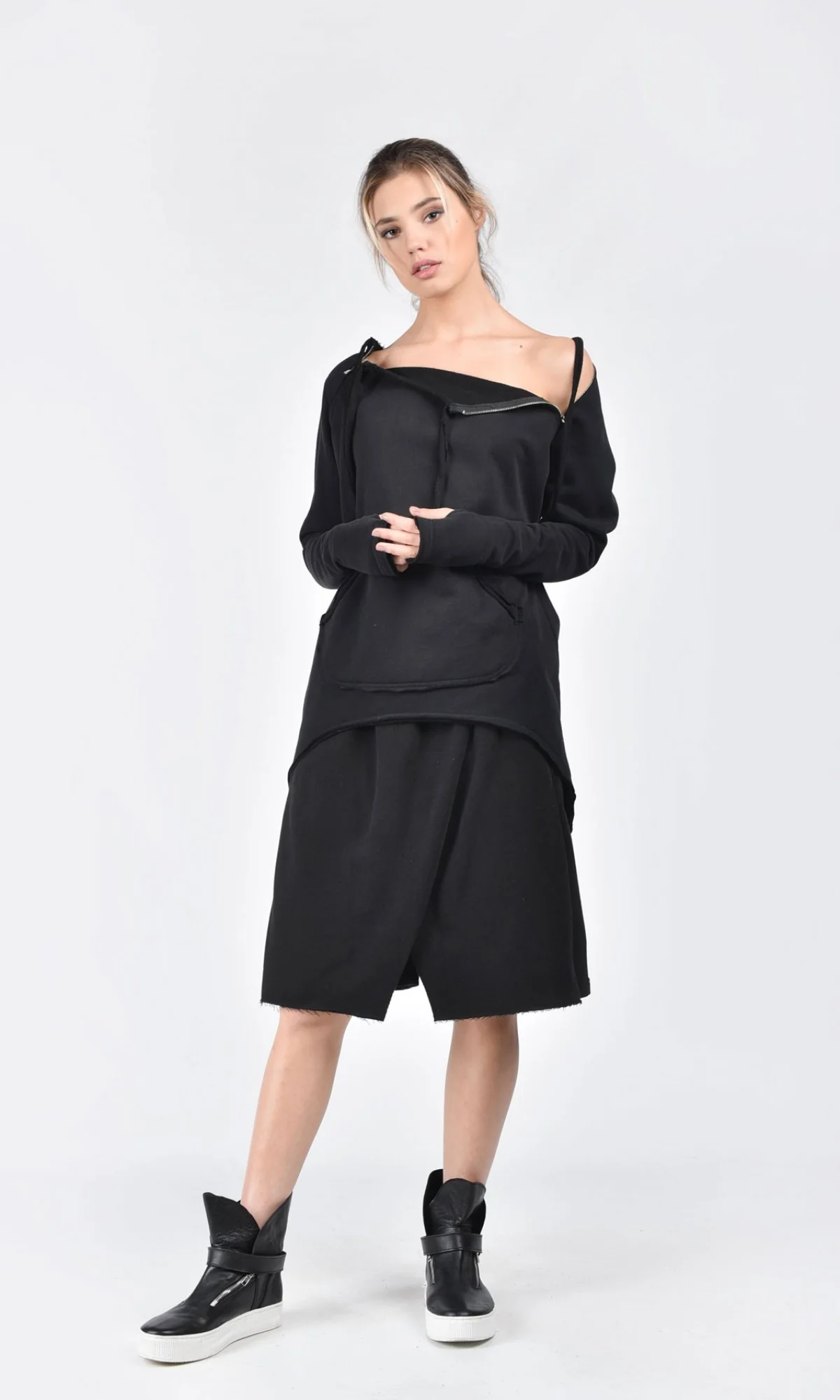 Arm Zipper Sweatshirt - Image 8