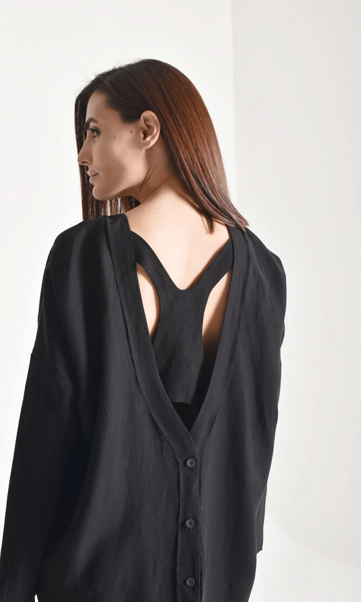 Back Buttoned Linen Shirt - Image 5