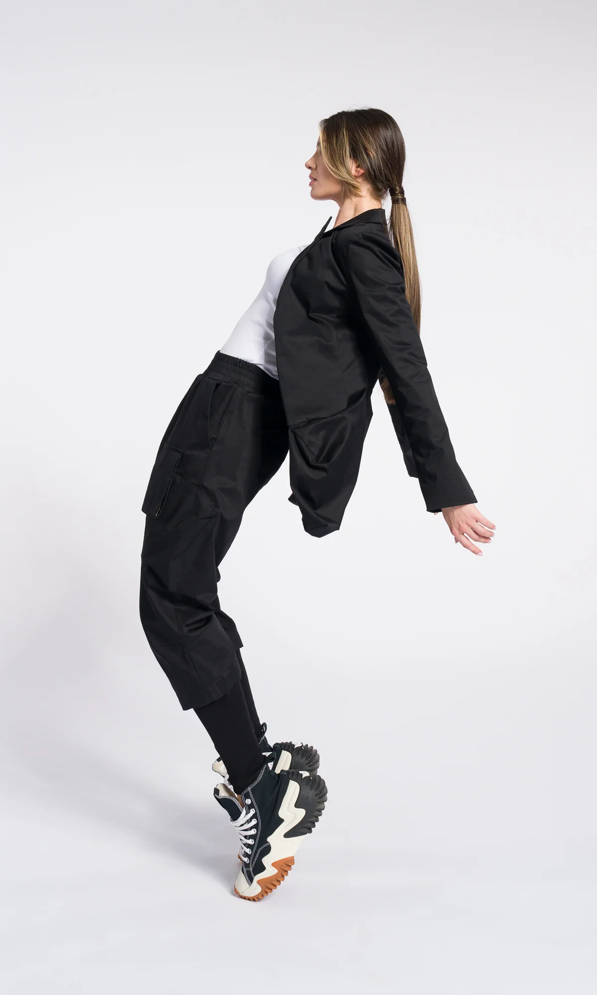 Black Utility Cargo Pants – Structured Minimal Streetwear with Statement Pockets - Image 3