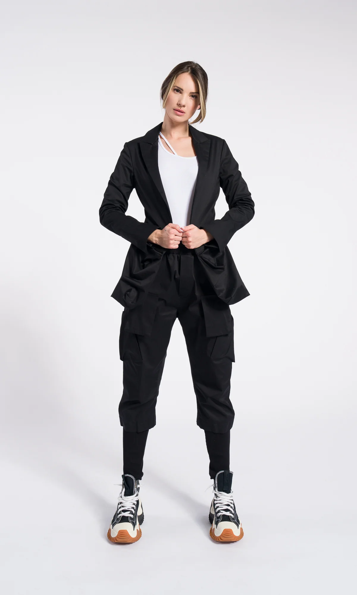 Black Utility Cargo Pants – Structured Minimal Streetwear with Statement Pockets - Image 6