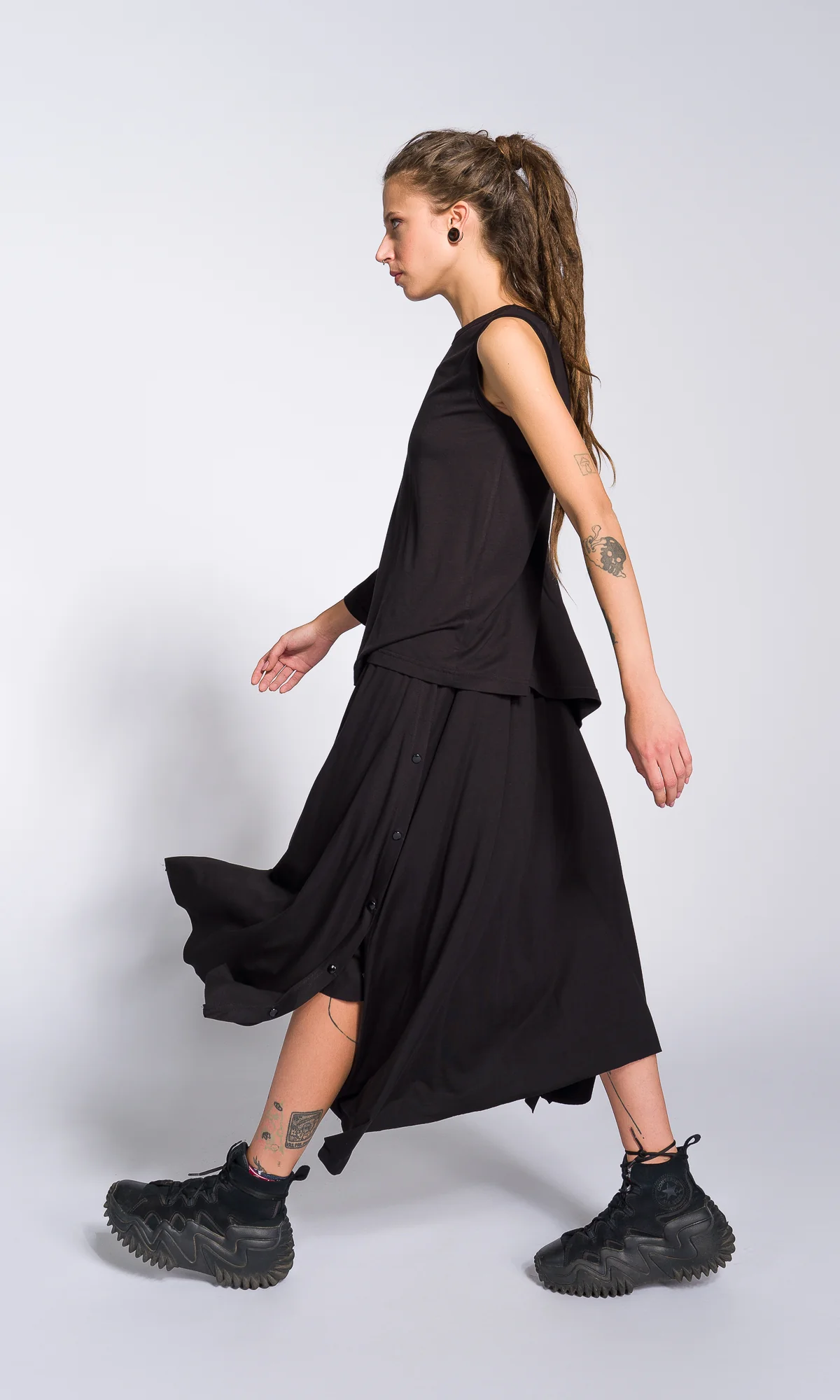Cape Pants with Side Buttons - Image 7