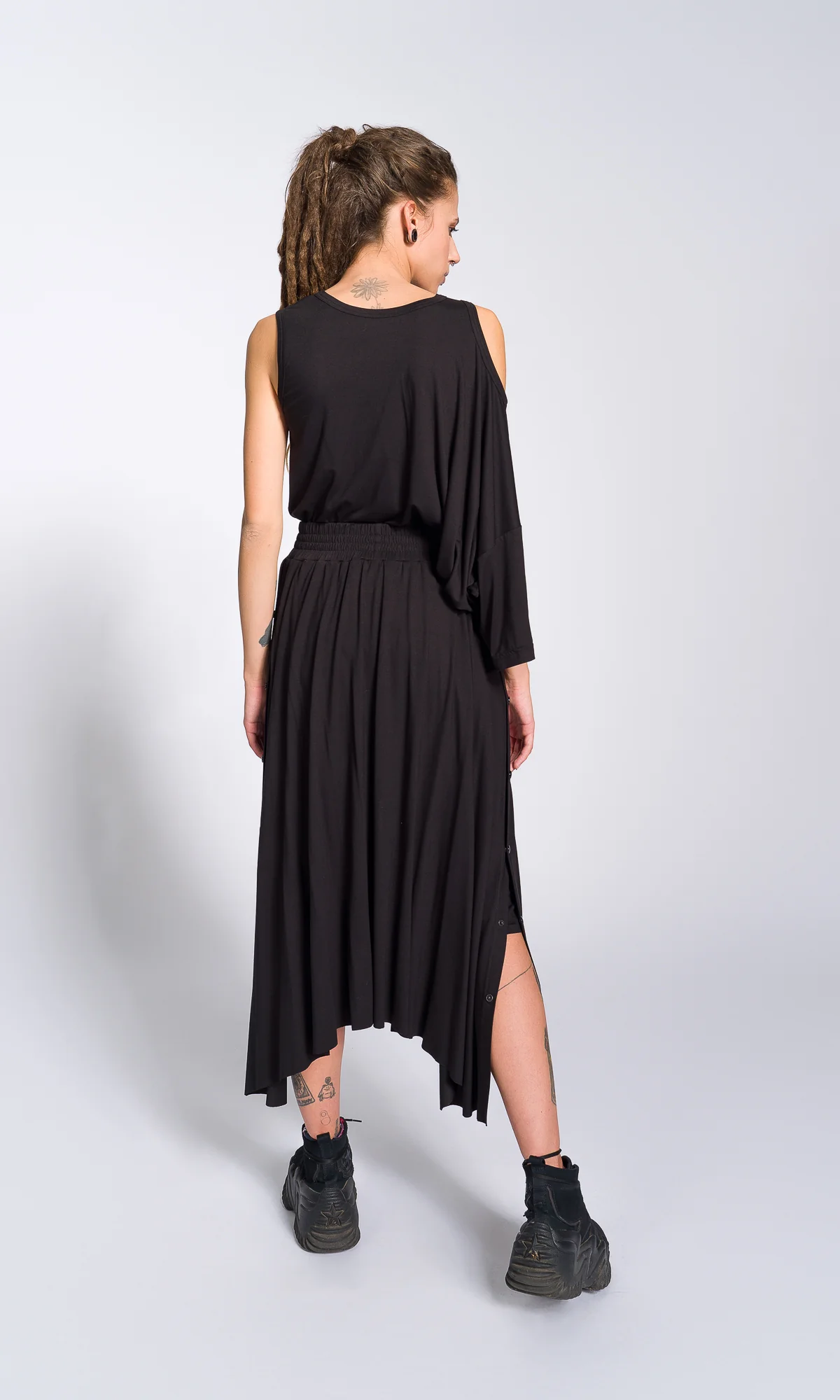 Cape Pants with Side Buttons - Image 9