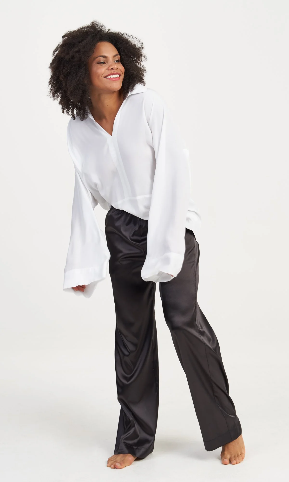 Extra Long Sleeves Shirt - Image 3