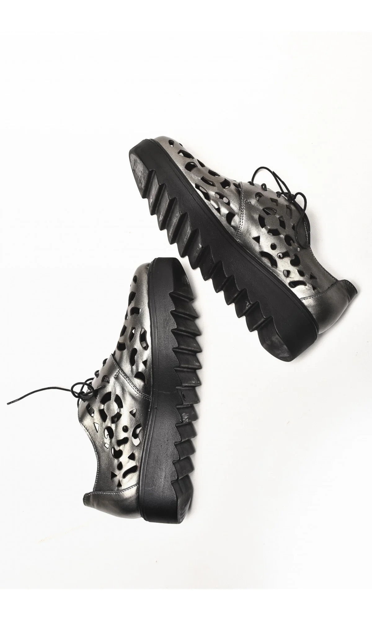 Genuine Leather Silver Grey Perforated Shoes - Image 3