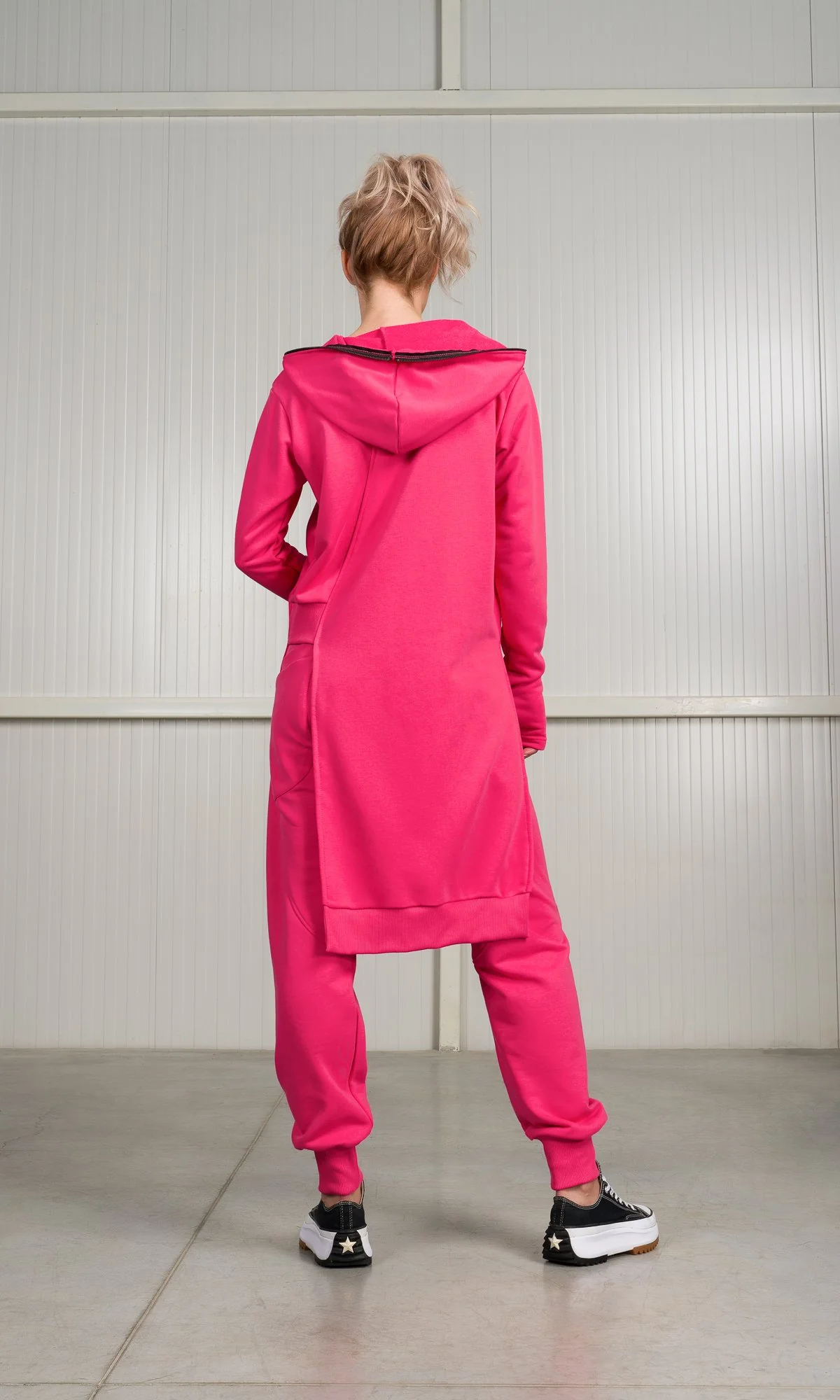 Hooded Sweatshirt with Asymmetric Length - Image 5