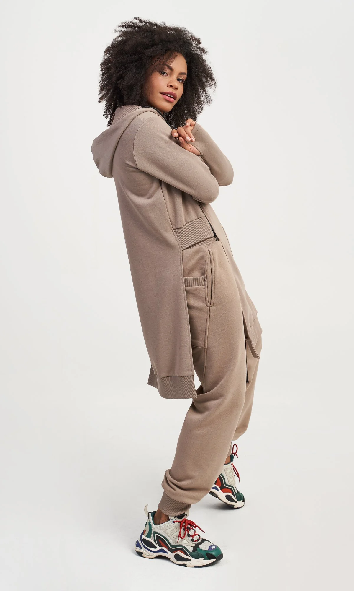 Hooded Sweatshirt with Asymmetric Length - Image 9