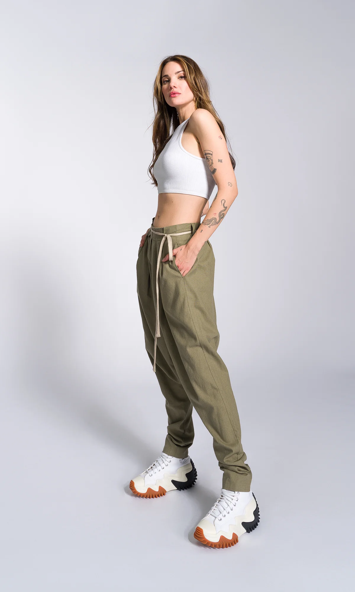 Linen Drop Crotch Pants with Front Pleats - Image 3