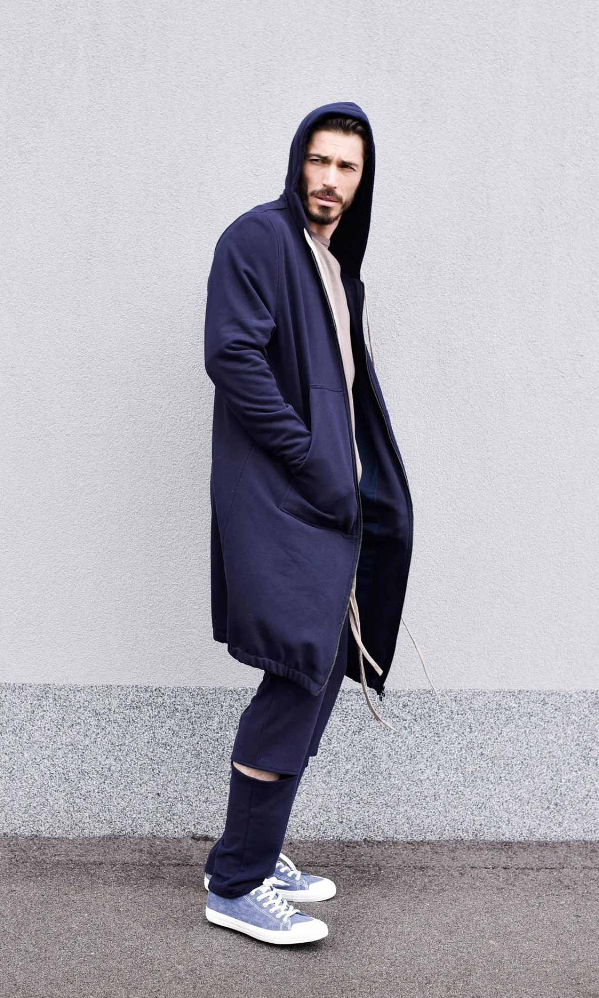 Long Hooded Zipper Sweatshirt - Image 8