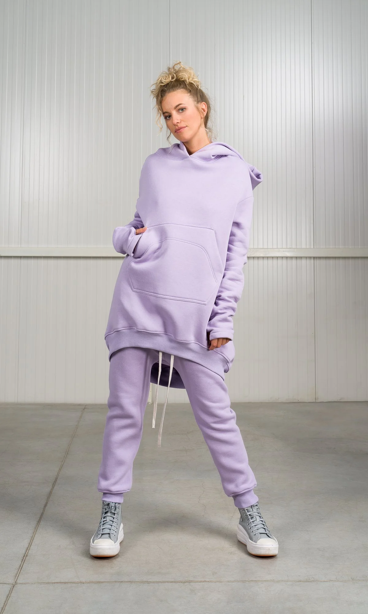 Long Hoodie with Dropped Shoulder - Image 4
