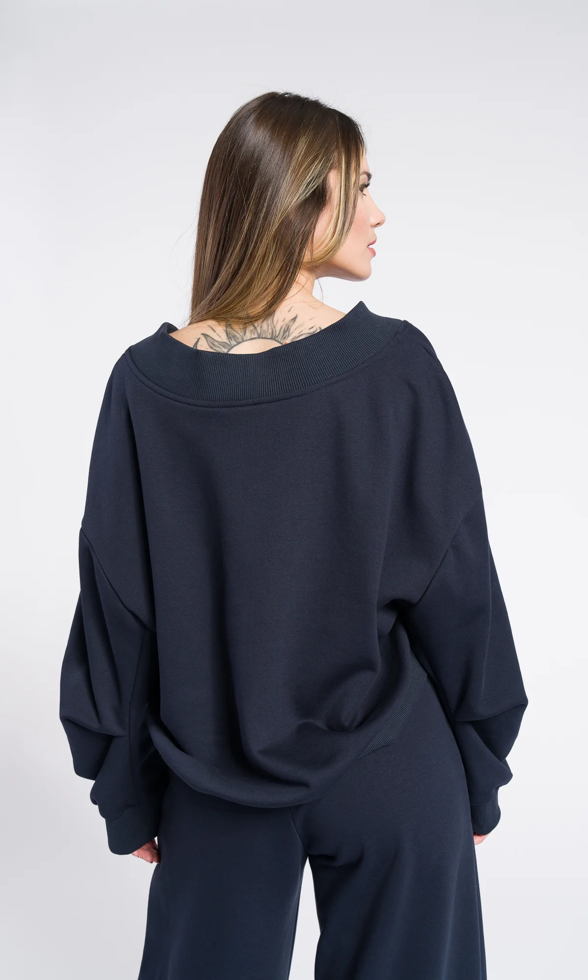 Off-Shoulder V-Neck Cotton Sweatshirt - Image 6