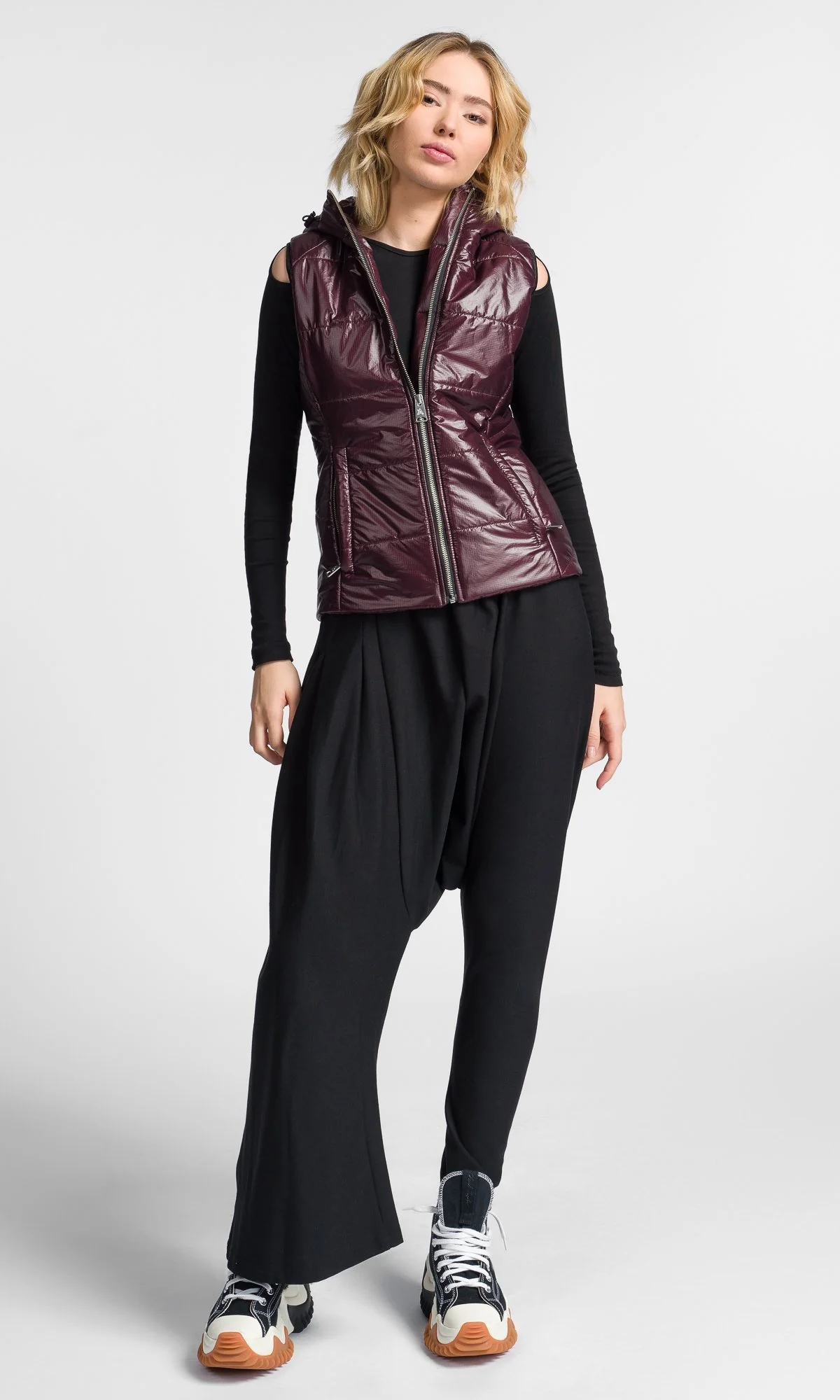 Regular Fit Hooded Puffer Vest - Image 3