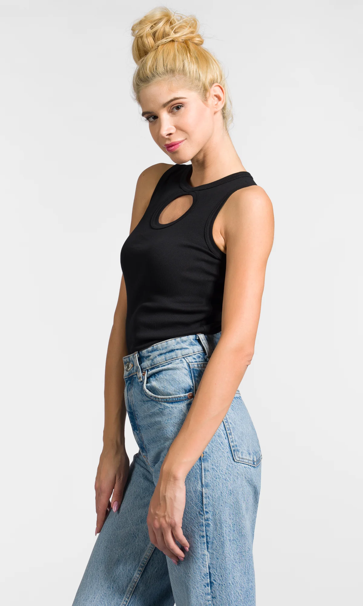 Sleeveless Circle Cut-Out Top - Image 2