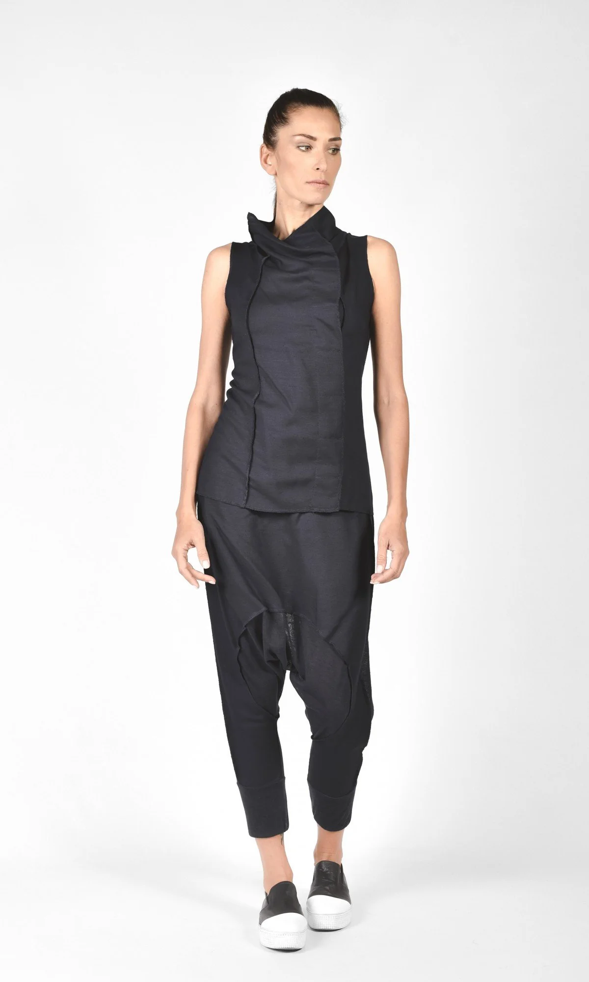 Sleeveless Linen Knit Top - Image 4
