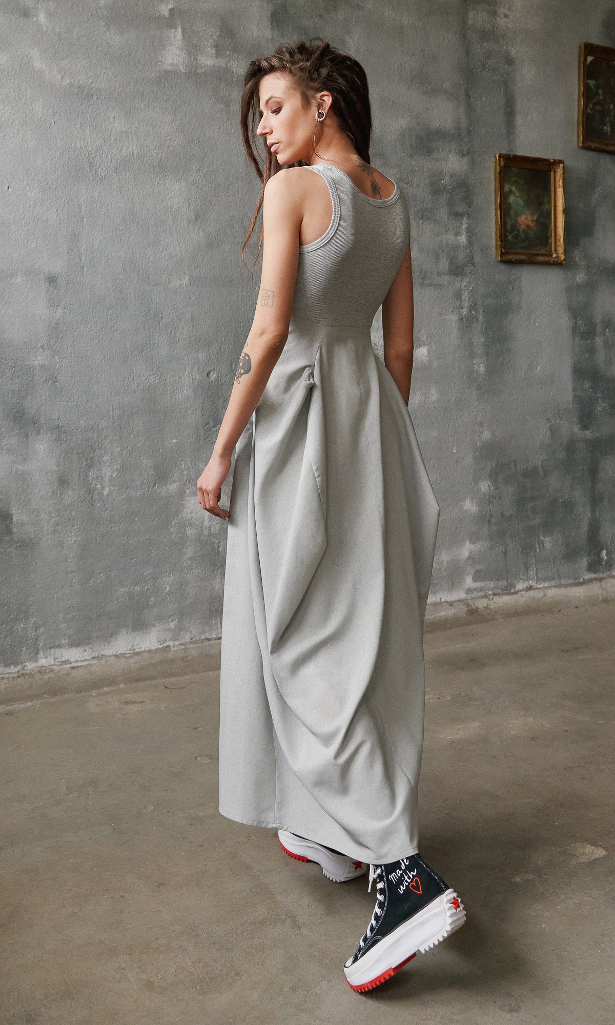 Sleeveless Mixed Dress with Belt - Image 3