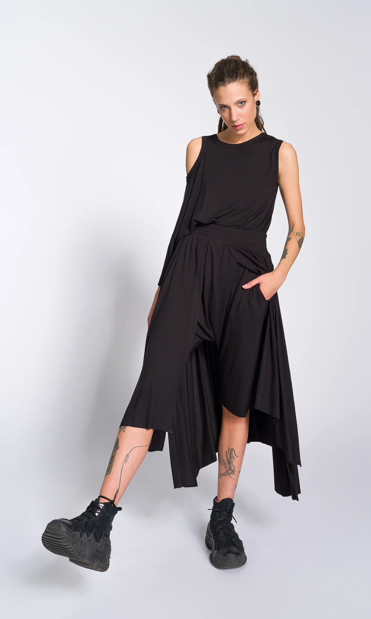 Two-piece Set of Cape Pants and One Sleeve Top - Image 7